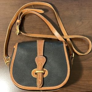 Dooney & Bourke small navy purse